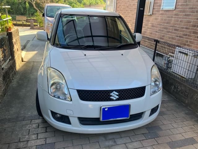 SUZUKI SWIFT 2010