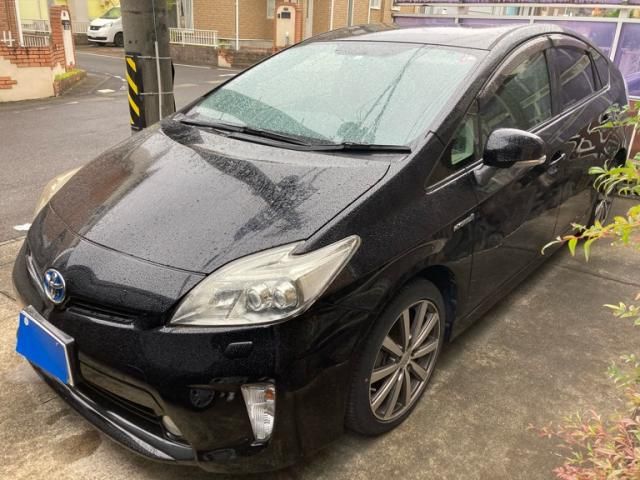 TOYOTA PRIUS 2014