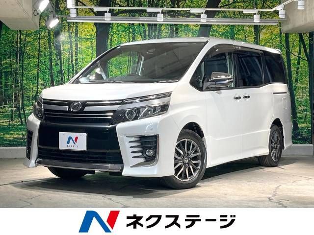 TOYOTA VOXY 2017