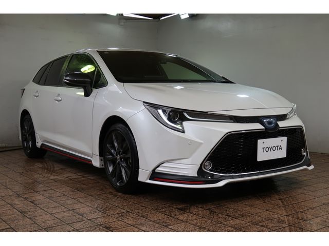 TOYOTA COROLLA TOURING HYBRID 2021