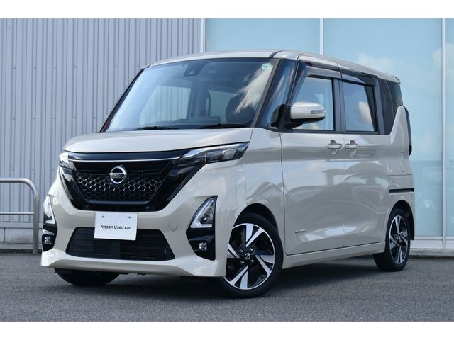 NISSAN ROOX 2020