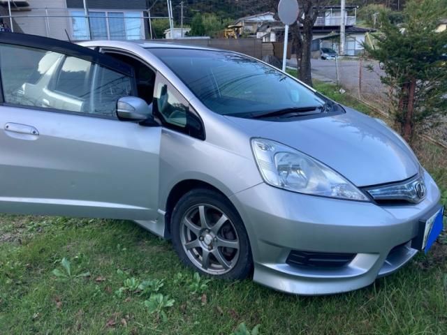 HONDA FIT SHUTTLE HYBRID 2012