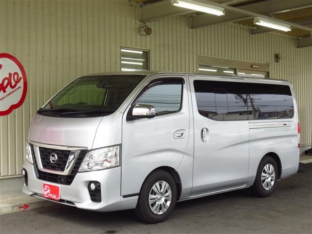 NISSAN NV350 CARAVAN 2017