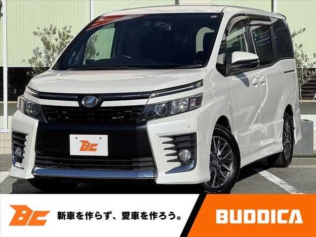 TOYOTA VOXY 2014