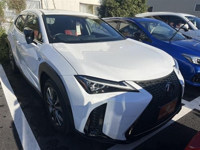 TOYOTA LEXUS UX250h 2019