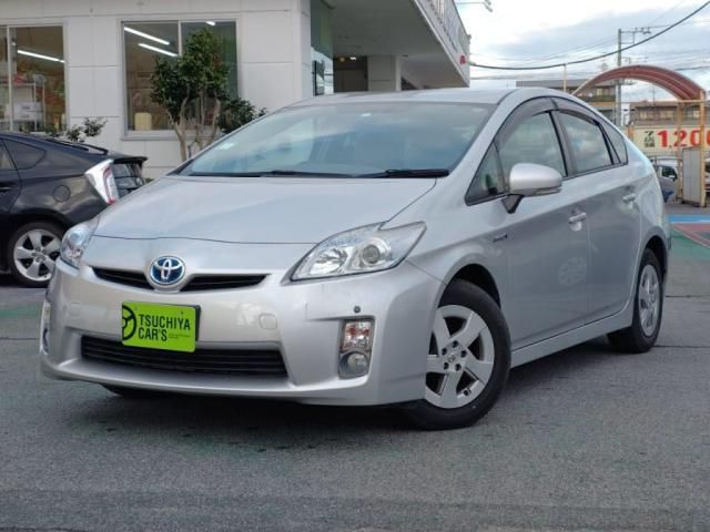 TOYOTA PRIUS 2011