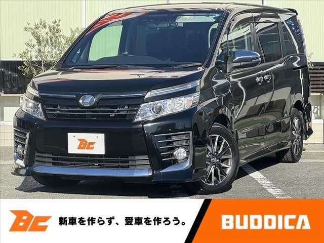 TOYOTA VOXY 2015