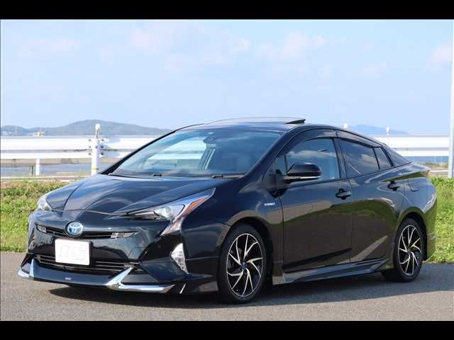 TOYOTA PRIUS 2016