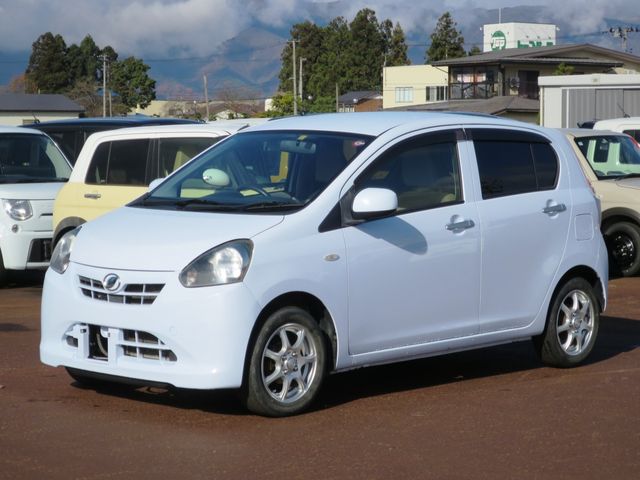 DAIHATSU MIRA e:S 2012