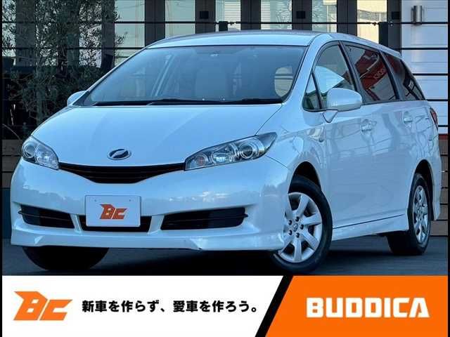 TOYOTA WISH 2011