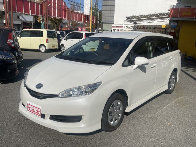 TOYOTA WISH 2017