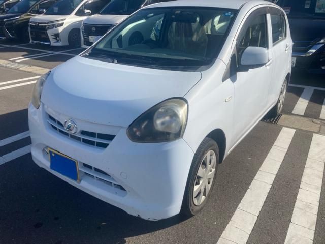 DAIHATSU MIRA e:S 2011