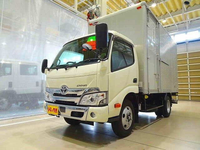 TOYOTA DYNA 2024