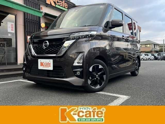 NISSAN ROOX 2022